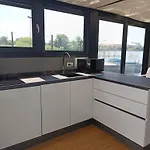 Diamond Bigigio House Boat * Lisanza
