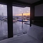 船上ホテル Diamond Bigigio House Boat Lisanza