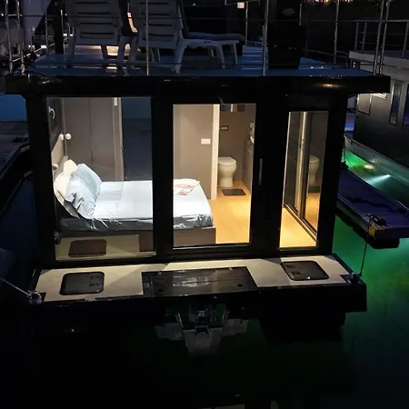 Diamond Bigigio House Boat *