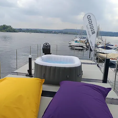 Ботель Diamond Bigigio House Boat