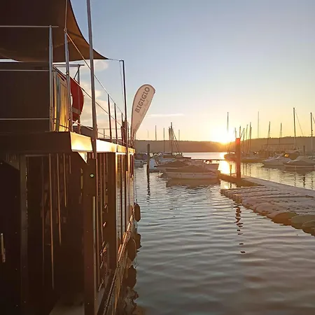 Diamond Bigigio House Boat