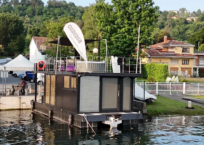 船上ホテル Diamond Bigigio House Boat Lisanza