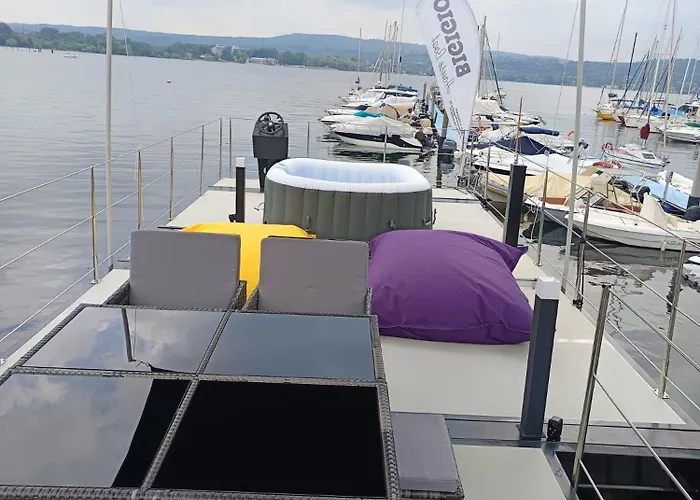 船上ホテル Diamond Bigigio House Boat