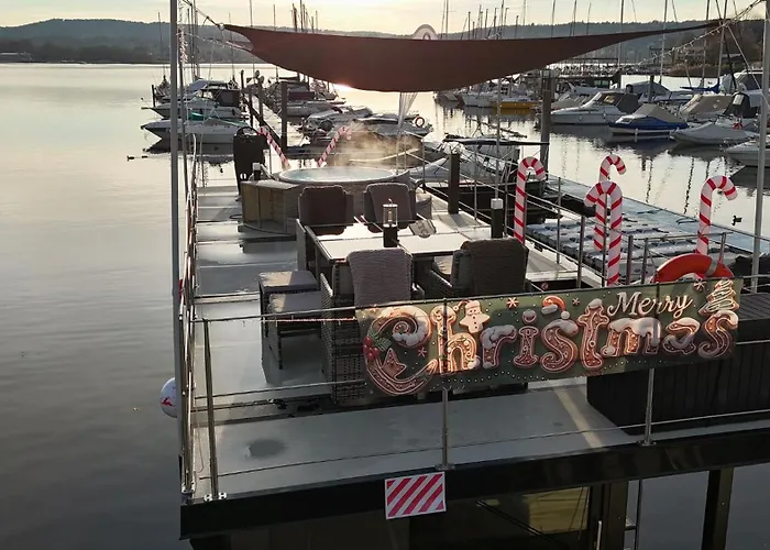 Diamond Bigigio House Boat