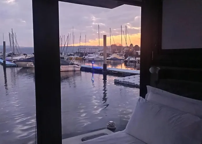 船上ホテル Diamond Bigigio House Boat Lisanza