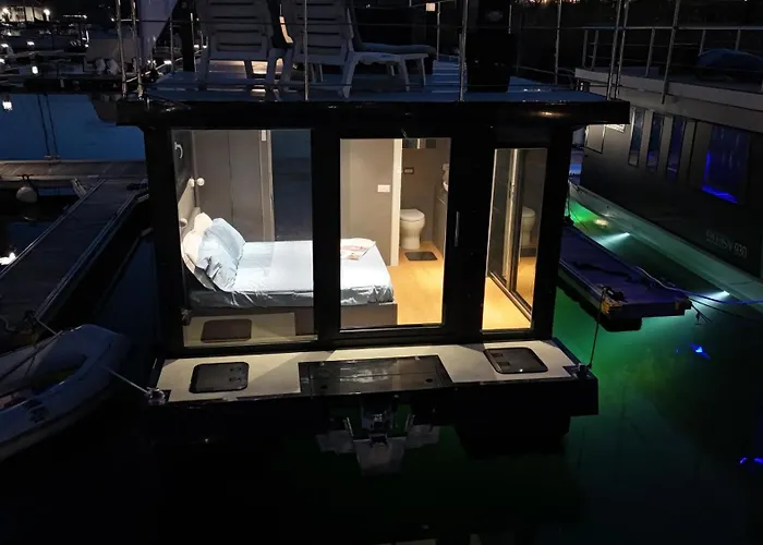 Diamond Bigigio House Boat *