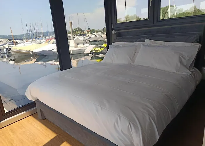 Diamond Bigigio House Boat * Lisanza