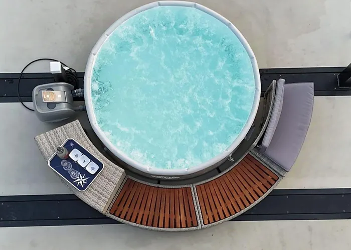 Diamond Bigigio House Boat Lisanza